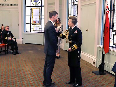 Port Harbour Master presented with Merchant Navy Medal