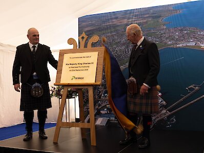 King hears of Peterhead’s ambitions at heart of energy transition